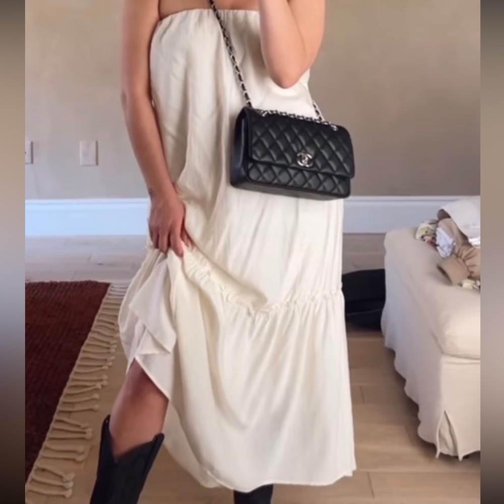 Strapless dress
